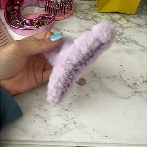 Purple furry claw clip